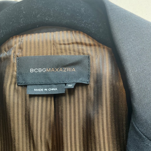 CLASSIC BCBG MAXAZRIA TWO PIECES SUIT - Picture 6 of 11